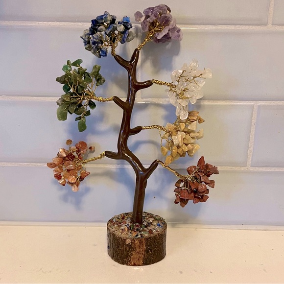 NWOT! MAKE AN OFFER! 7 Chakra Tree of Life, untwist it’ll look like the original - Picture 3 of 7